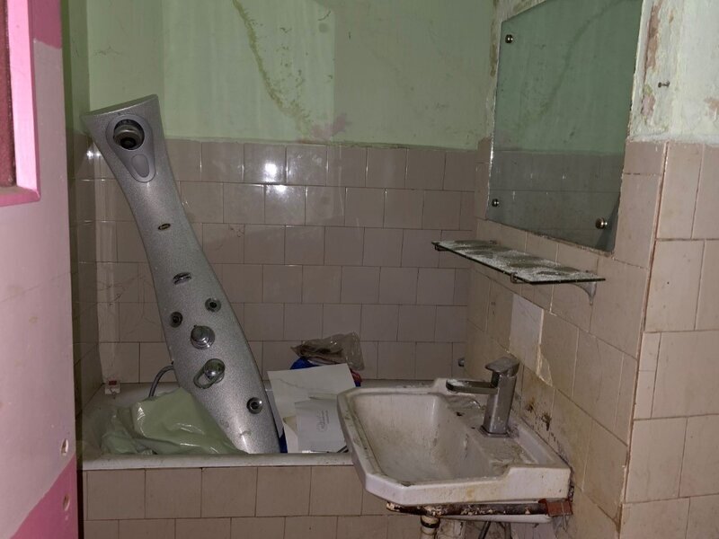 Dristor, bloc 1980, etajul 1