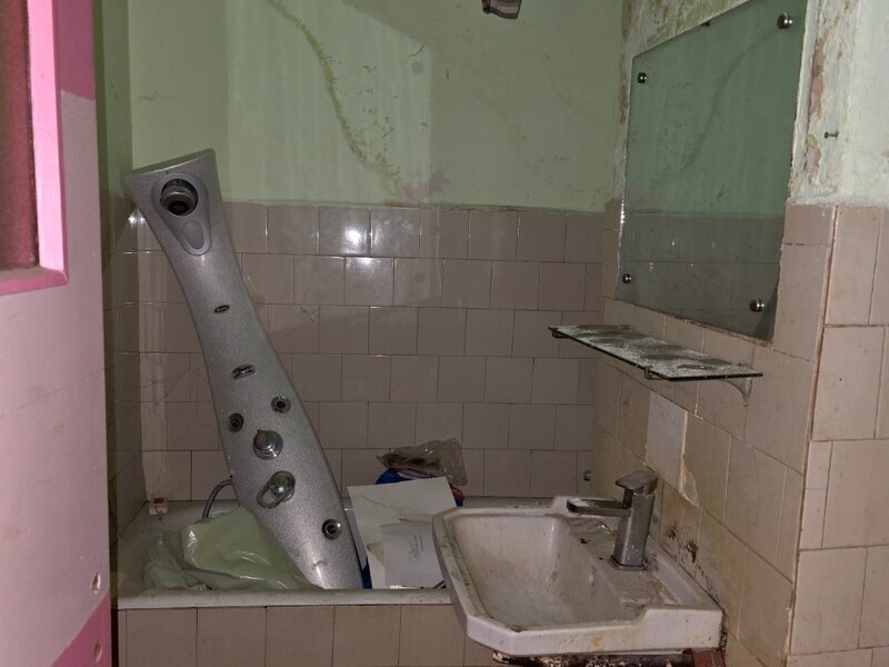 Dristor, bloc 1980, etajul 1